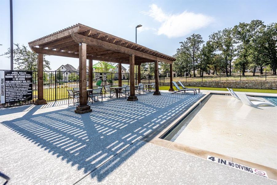 Community amenities in , Corinth (Image 38).