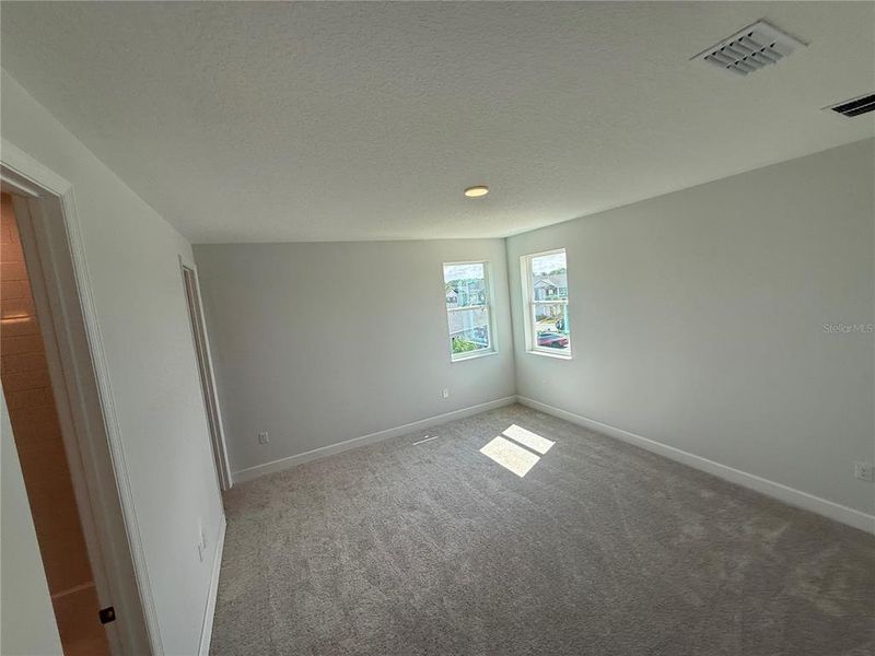 Spacious, unfurnished interior of a new home in Emerson Pointe, Apopka (Image 42).