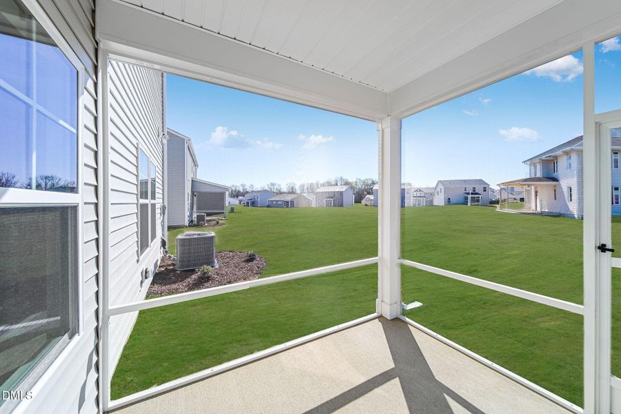 SUN_MyrtleMeadows_Pic_Winston-21