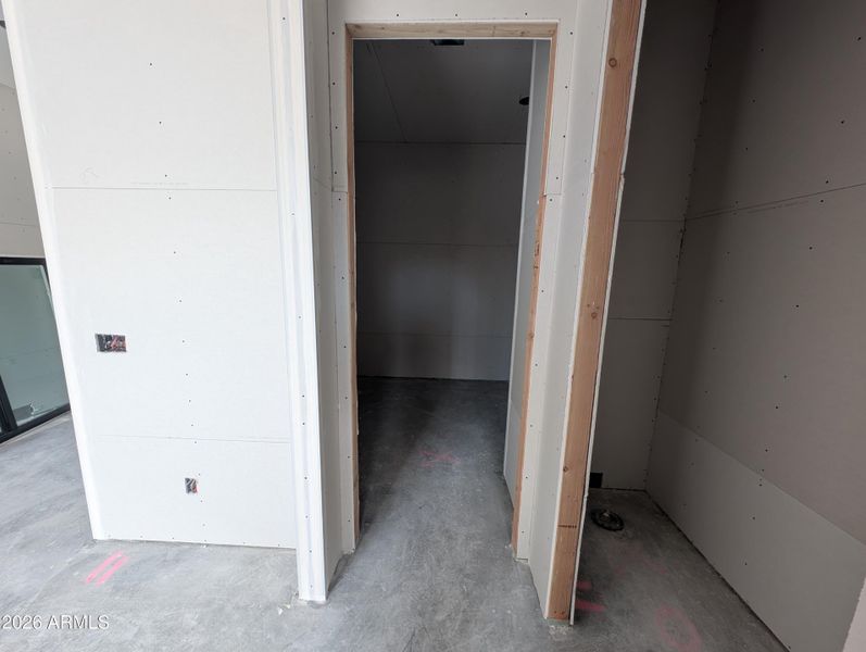 PXL_20260126_182302643