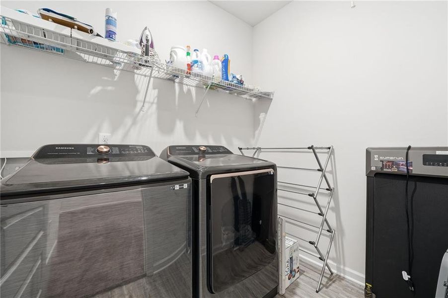 Close-up of interior finishes inside a home in , Powder Springs (Image 20).