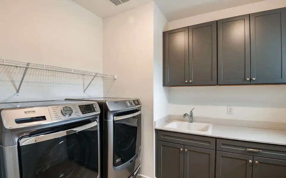 Furnished interior view inside a new home in Two Rivers, Zephyrhills (Image 11).