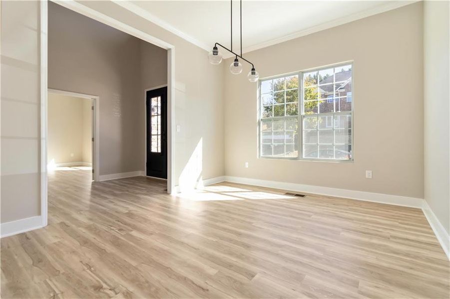 Spacious, unfurnished interior of a new home in , Atlanta (Image 41).