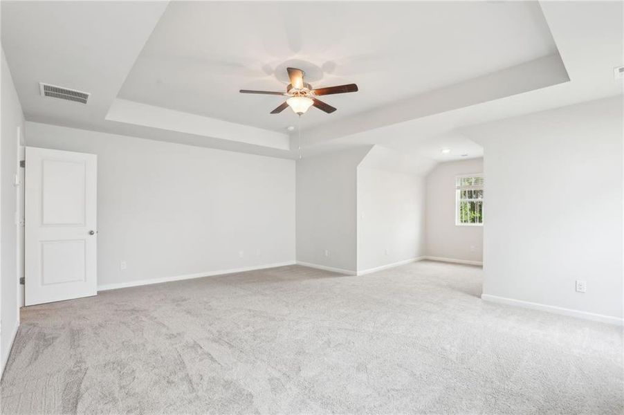 Spacious, unfurnished interior of a new home in The Hills at Cedar Creek, Winder (Image 25). Spacious, unfurnished interior of a new home in The Hills at Cedar Creek, Winder (Image 25).