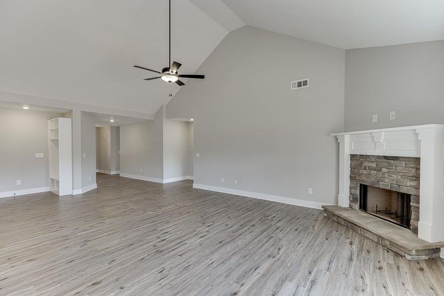 Spacious, unfurnished interior of a new home in , Hartwell (Image 32).