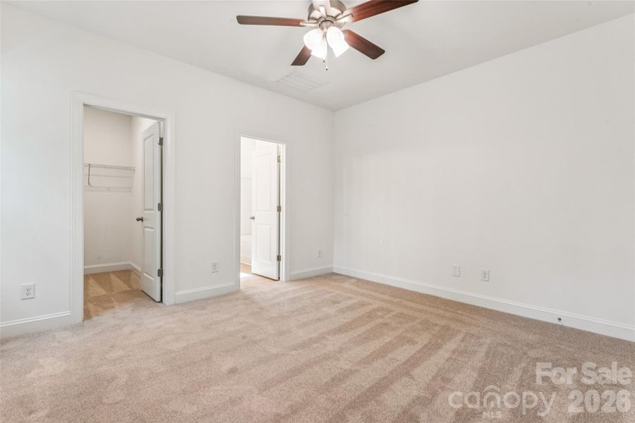 Spacious, unfurnished interior of a new home in , Gastonia (Image 8).