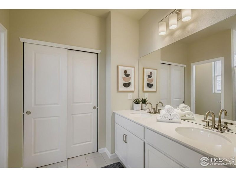 Furnished interior view inside a new home in Country Club Reserve, Fort Collins (Image 14).