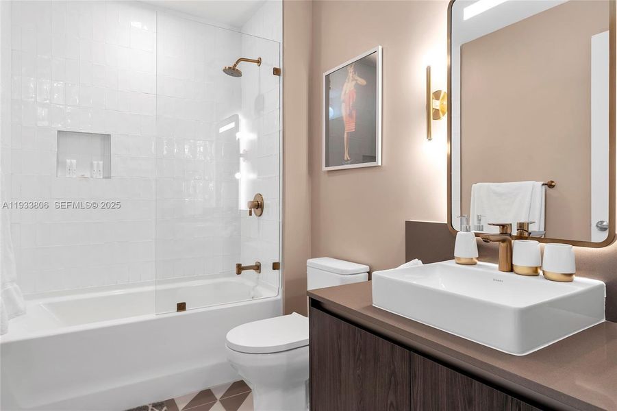 Furnished interior view inside a new home in , Miami (Image 36).