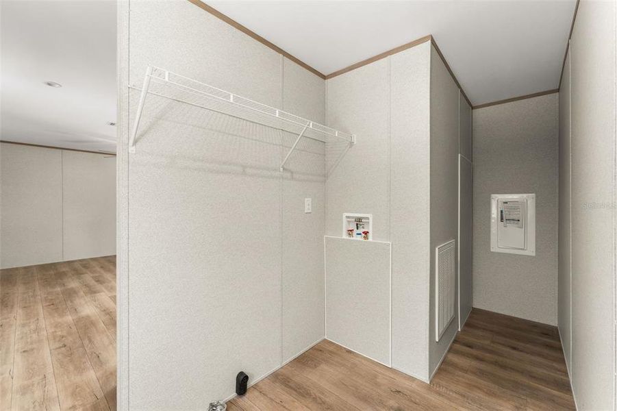 Spacious, unfurnished interior of a new home in , Williston (Image 17).
