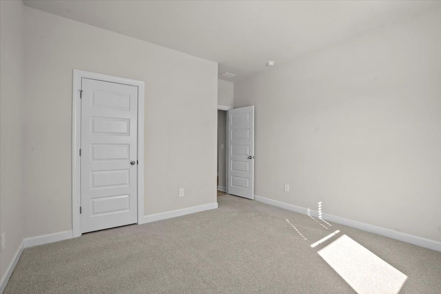 Spacious, unfurnished interior of a new home in Holland Park, Spartanburg (Image 18). Spacious, unfurnished interior of a new home in Holland Park, Spartanburg (Image 18).