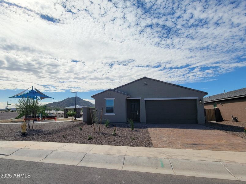 STG Leslie A STG Leslie A