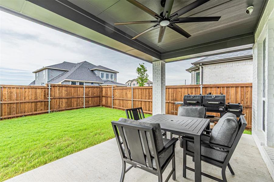 Exterior details and patio area of a home in Ten Mile Creek, Celina (Image 4).