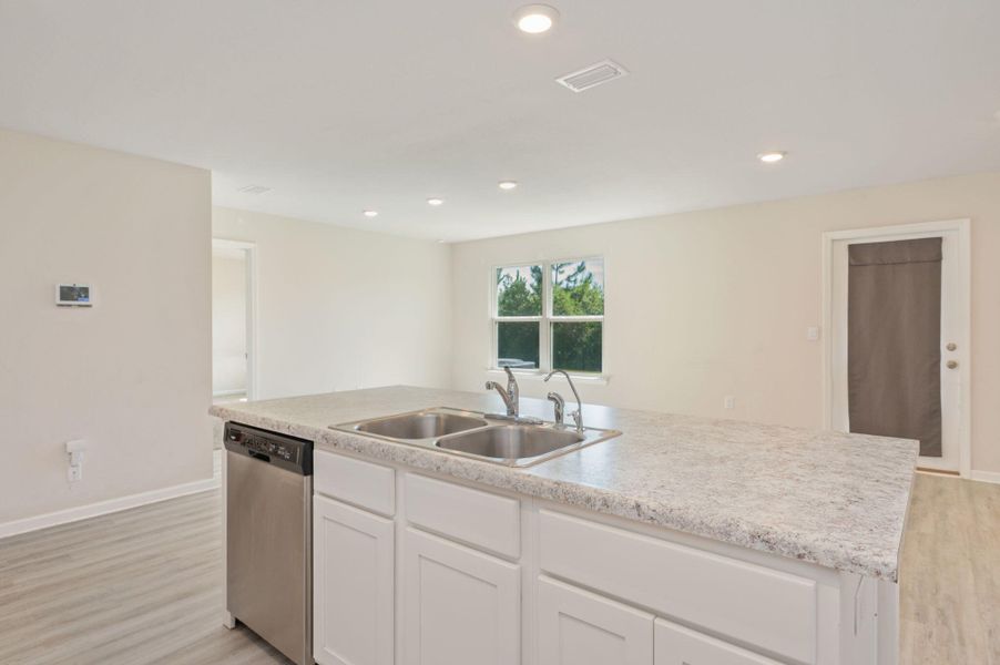 20-web-or-mls-6380-bellavia-ln