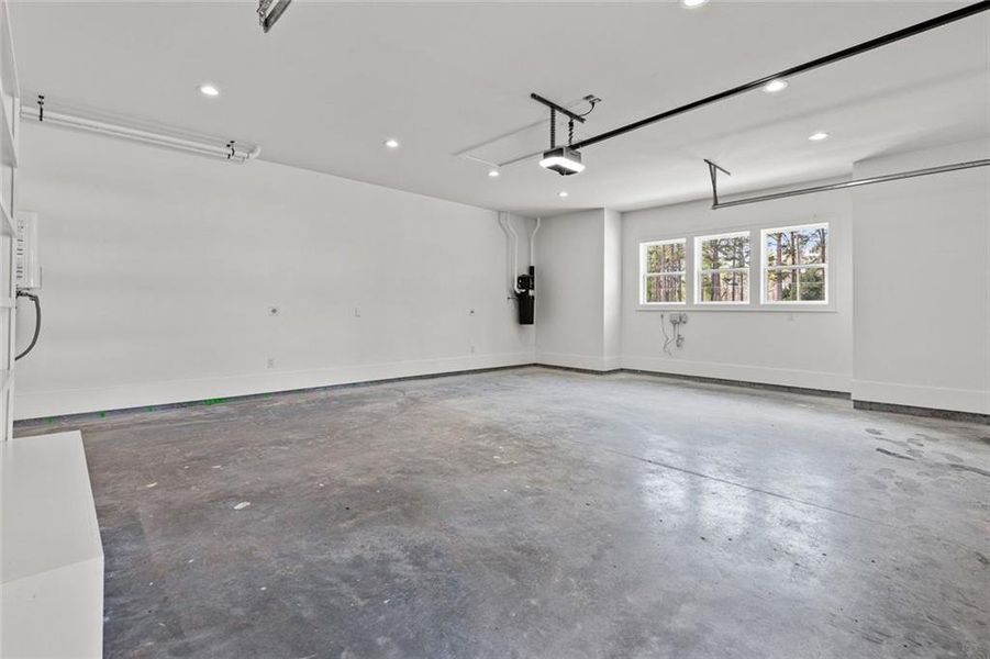 Spacious, unfurnished interior of a new home in , Monroe (Image 68). Spacious, unfurnished interior of a new home in , Monroe (Image 68).
