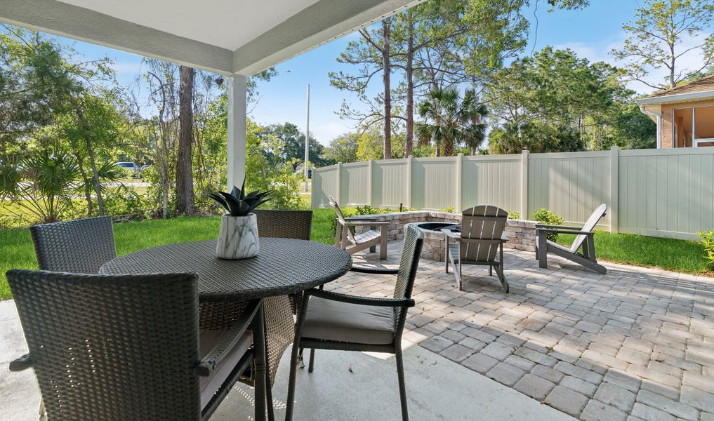 Beautiful covered lanai for enjoying the outdoors