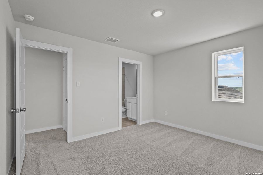 Spacious, unfurnished interior of a new home in Summerlin, San Antonio (Image 32). Spacious, unfurnished interior of a new home in Summerlin, San Antonio (Image 32).