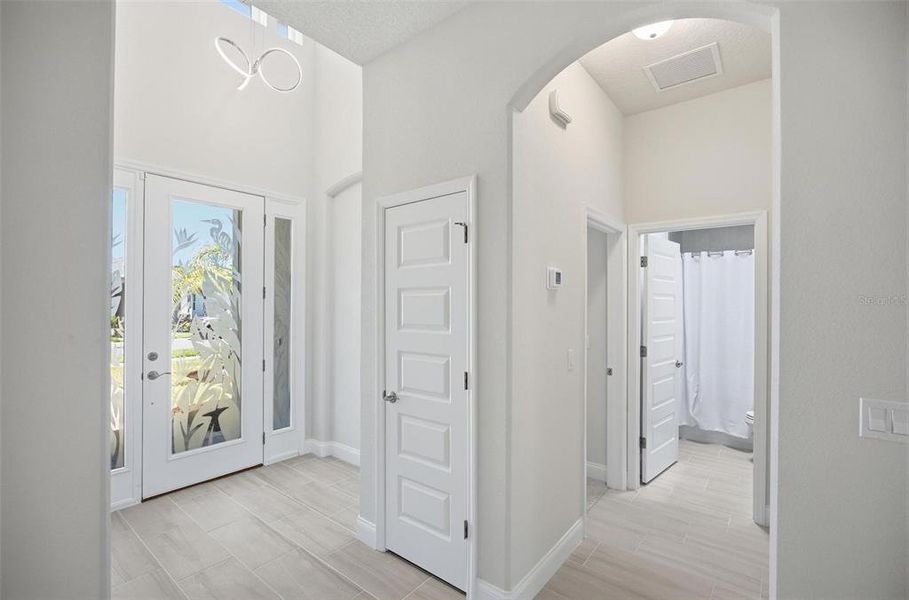 Spacious, unfurnished interior of a new home in , Palm Coast (Image 53).
