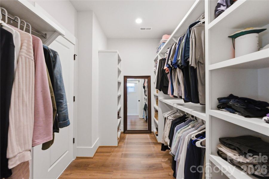 Image 45 of a home in .