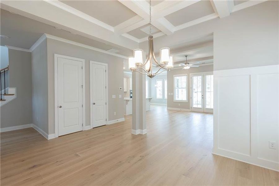 Spacious, unfurnished interior of a new home in Livingstone Park, Kennesaw (Image 14).