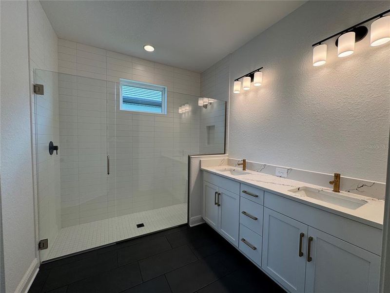 Furnished interior view inside a new home in Vistera of Venice, Nokomis (Image 8).