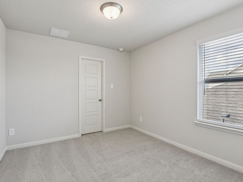 Spacious, unfurnished interior of a new home in Scenic Crest - Premier Series, Boerne (Image 29). Spacious, unfurnished interior of a new home in Scenic Crest - Premier Series, Boerne (Image 29).