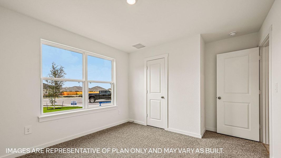 Representative unfurnished interior of a home built from the The Irvine by D.R. Horton in Monarch Ranch, Manor (Image 23).