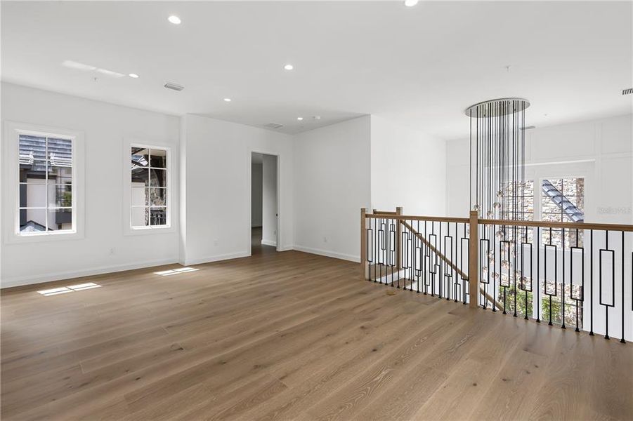 Spacious, unfurnished interior of a new home in , Orlando (Image 50).