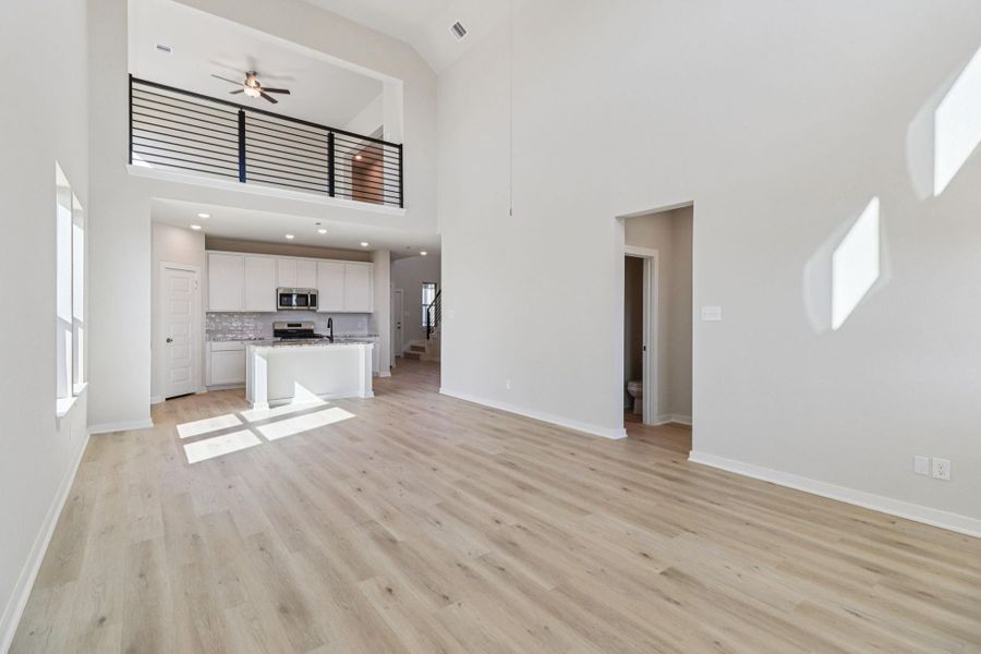 Spacious, unfurnished interior of a new home in Bluestem, Brookshire (Image 17).