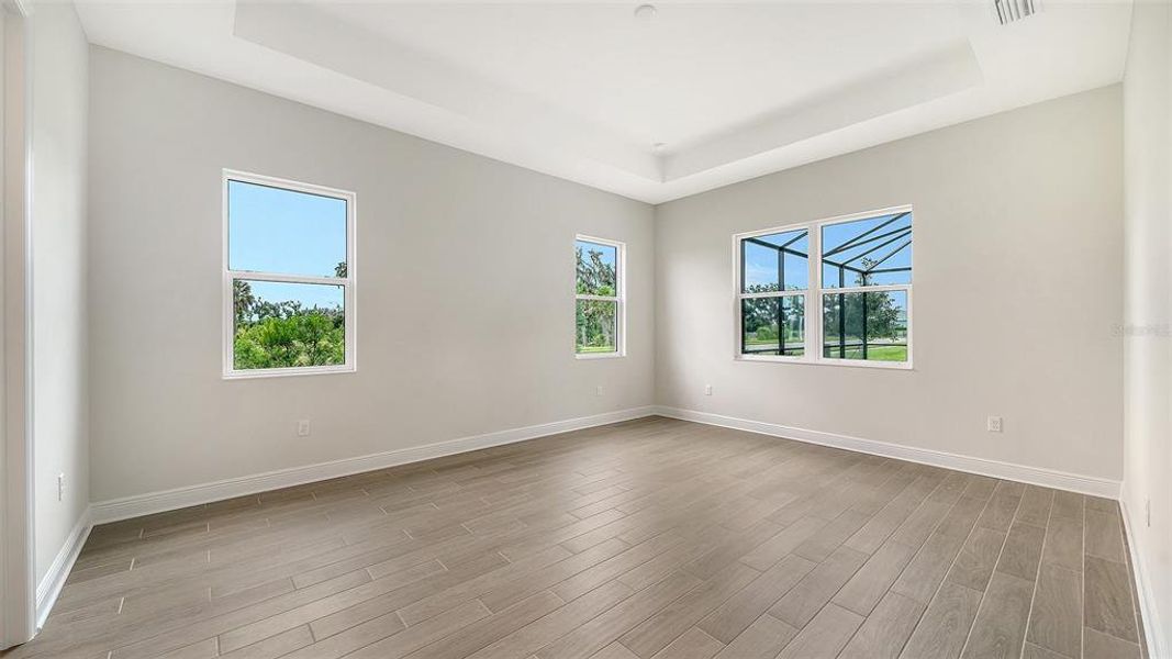 Spacious, unfurnished interior of a new home in Canoe Creek, Parrish (Image 21). Spacious, unfurnished interior of a new home in Canoe Creek, Parrish (Image 21).