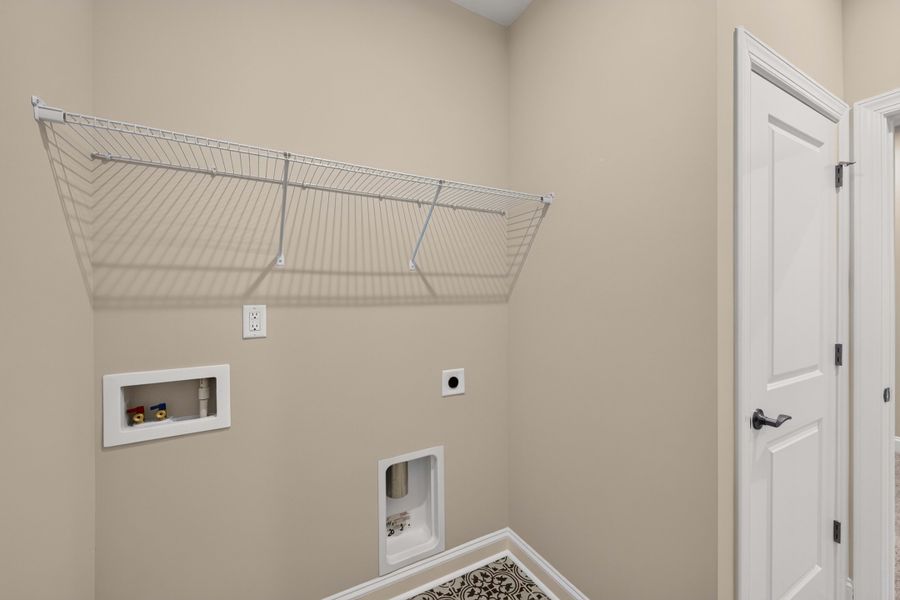 Spacious, unfurnished interior of a new home in Old Town Village, Waxhaw (Image 46). Spacious, unfurnished interior of a new home in Old Town Village, Waxhaw (Image 46).