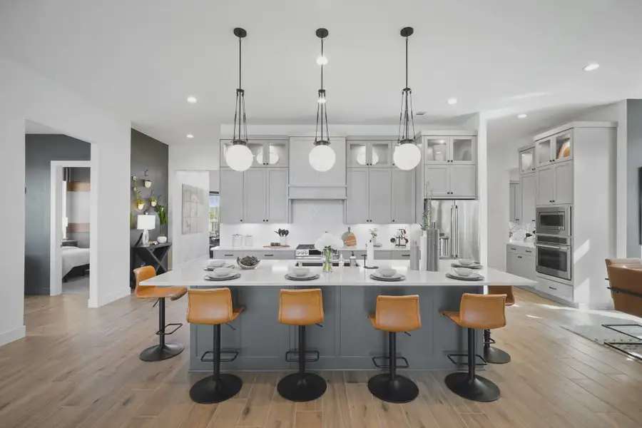 Furnished interior view inside a new home in Meridiana 50's and 60's, Manvel (Image 4).