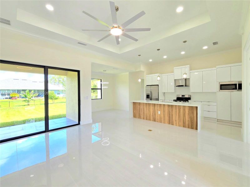 Spacious, unfurnished interior of a new home in , Lehigh Acres (Image 23). Spacious, unfurnished interior of a new home in , Lehigh Acres (Image 23).