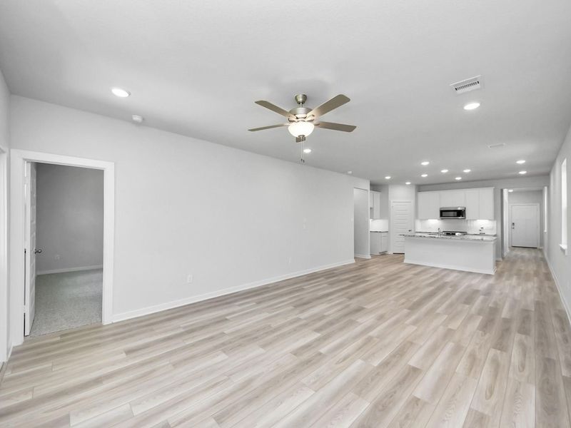 Spacious, unfurnished interior of a new home in Liberty Estates, Cleveland (Image 23).