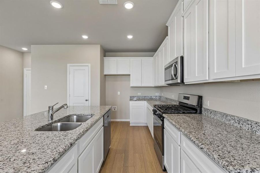 Furnished interior view inside a new home in AnaCapri, Anna (Image 4).
