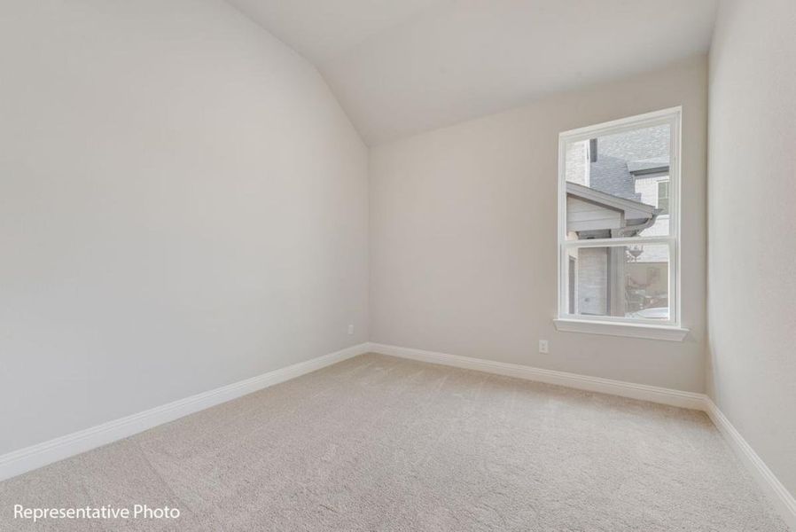 Representative unfurnished interior of a home built from the Grand Falls by Grand Homes in Monterra, Fate (Image 20).