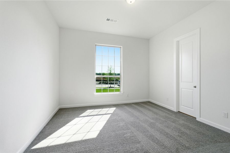 Spacious, unfurnished interior of a new home in Solterra, Mesquite (Image 29). Spacious, unfurnished interior of a new home in Solterra, Mesquite (Image 29).