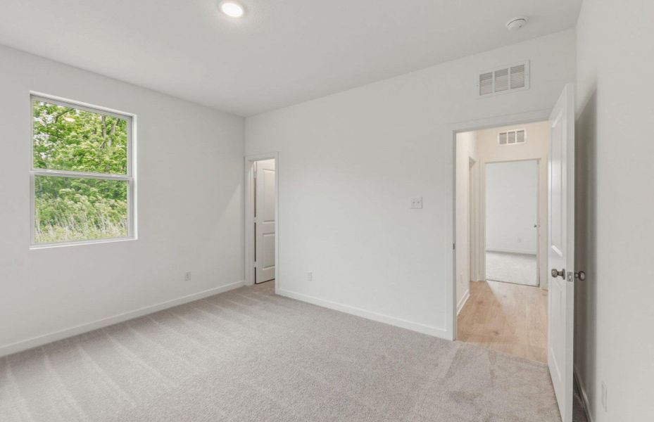 Spacious, unfurnished interior of a new home in County View, Temple (Image 16). Spacious, unfurnished interior of a new home in County View, Temple (Image 16).