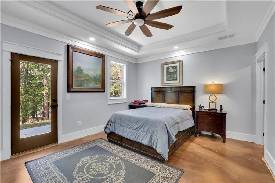 Furnished interior view inside a new home in , Gainesville (Image 8).