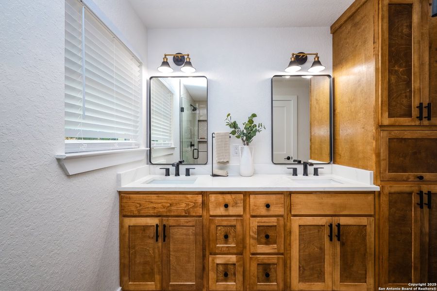 Image 26 of a home in .