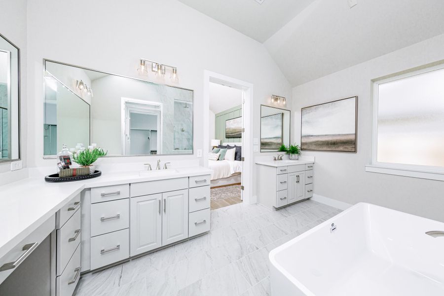 Representative furnished interior of a home built from the Lynnewood by Beazer Homes in COLTON, Todd Mission (Image 11). Representative furnished interior of a home built from the Lynnewood by Beazer Homes in COLTON, Todd Mission (Image 11).