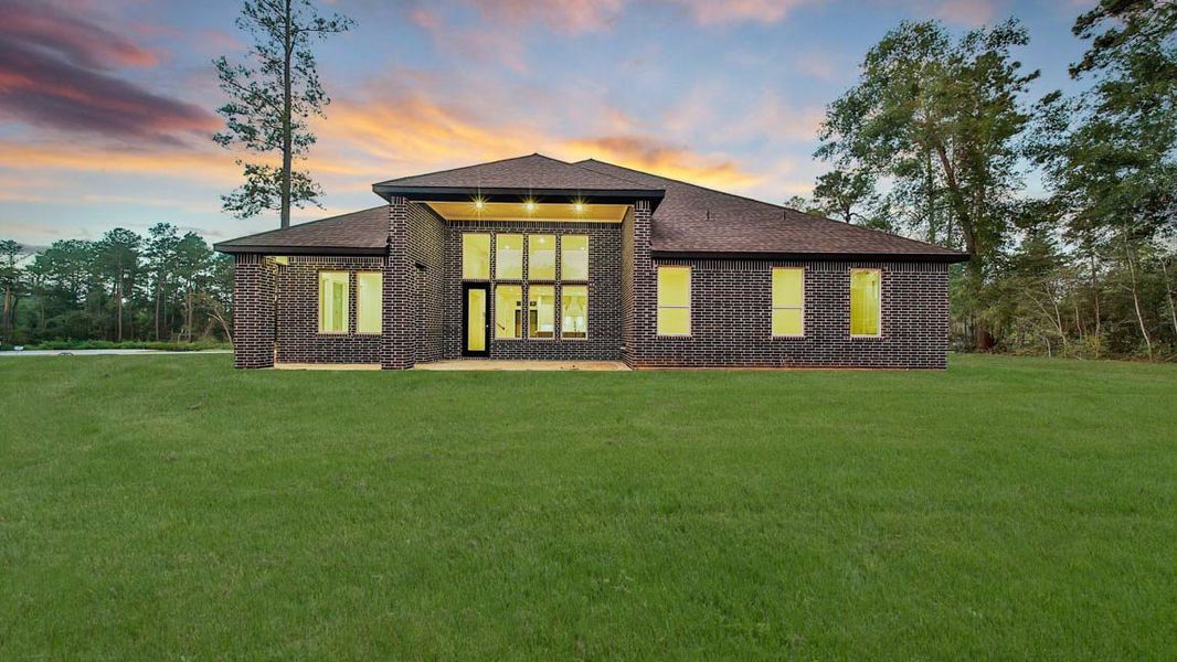 Representative exterior details of a home built from the Capri by D.R. Horton in Butlers Bend Estates, Pinehurst (Image 4).