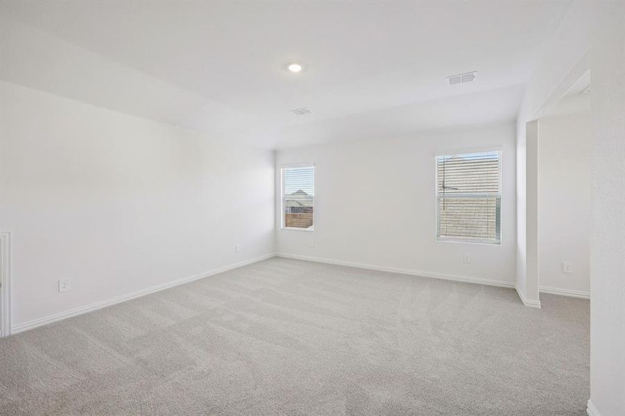 Spacious, unfurnished interior of a new home in Lakehaven - Signature Series, Farmersville (Image 28).