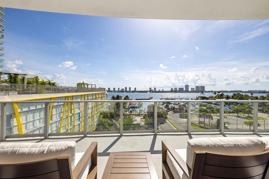 Wrap-around Balcony Wrap-around Balcony