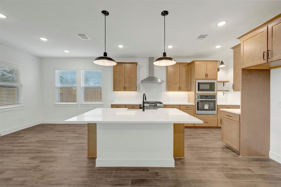 Gourmet island kitchen (*Photo not of actual home and used for illustration purposes only.) Gourmet island kitchen (*Photo not of actual home and used for illustration purposes only.)