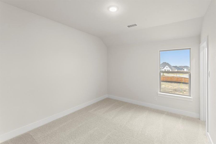 19. 2506 Lindberg - Bed 2