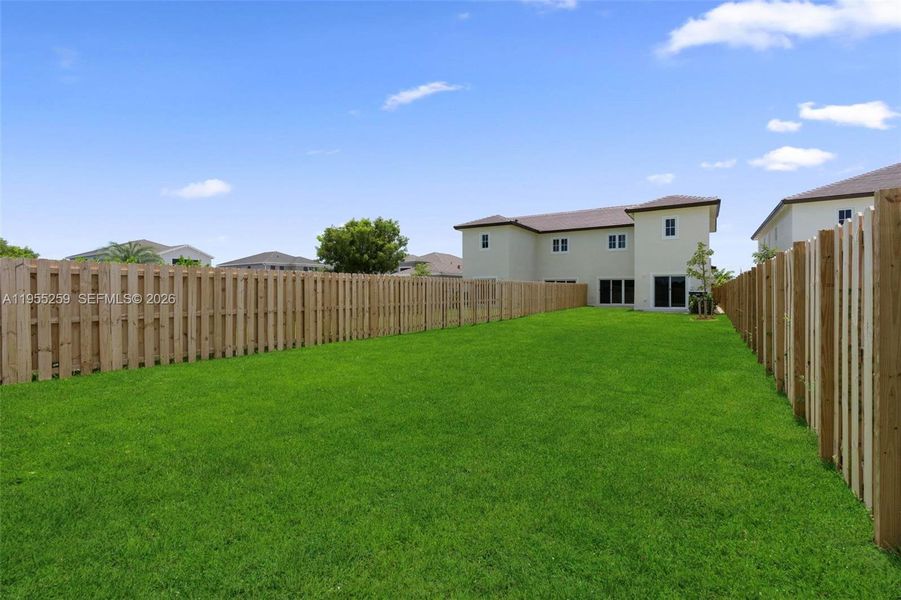 Exterior details and patio area of a home in , Homestead (Image 19).
