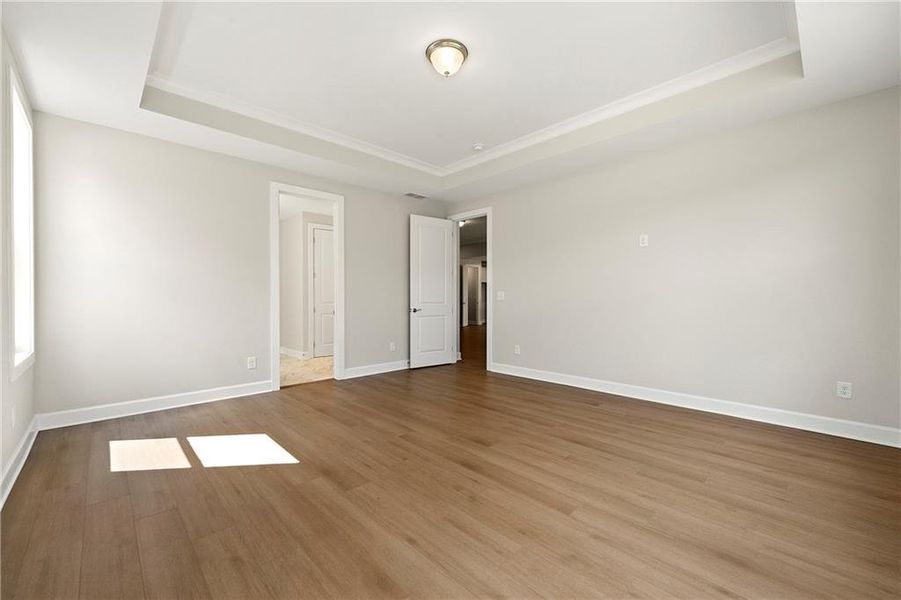 Spacious, unfurnished interior of a new home in Cresswind Georgia at Twin Lakes, Hoschton (Image 36).