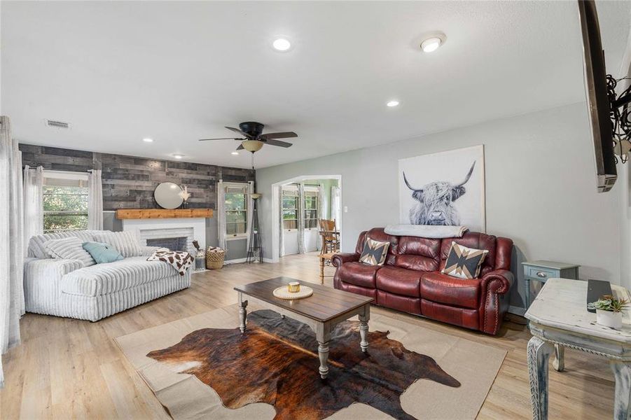 Furnished interior view inside a new home in , Brownwood (Image 18). Furnished interior view inside a new home in , Brownwood (Image 18).