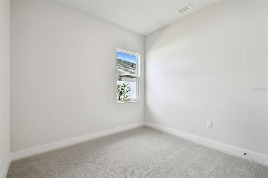 Spacious, unfurnished interior of a new home in Palmera Wellen Park - Classic Series, Venice (Image 24).