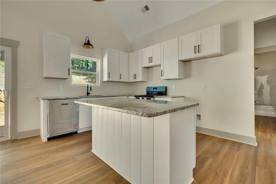 Furnished interior view inside a new home in , Silver Creek (Image 10).